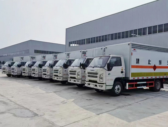 桶裝危化品運(yùn)輸車，爆破器材運(yùn)輸車廠家